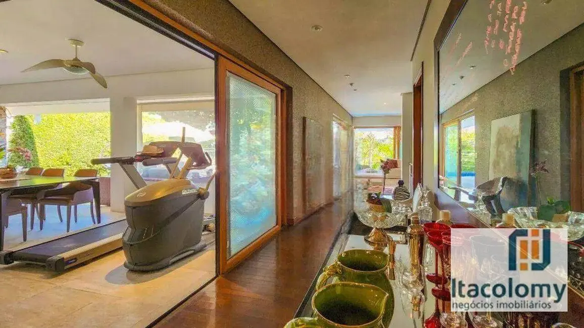 Foto 9 de Casa de Condomínio com 4 quartos à venda e para alugar, 796m2 em Santana De Parnaiba - SP