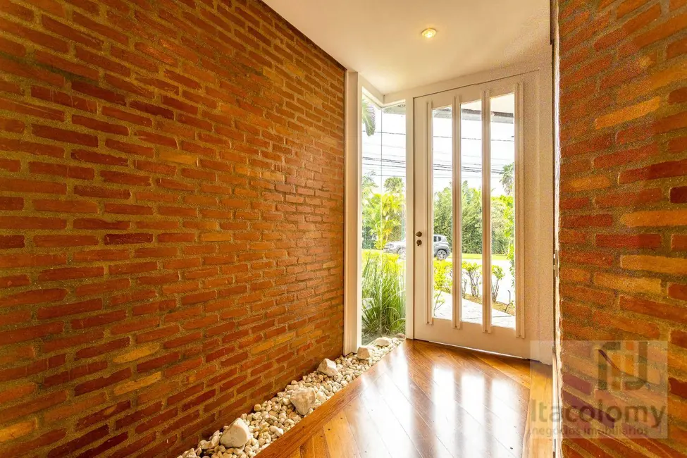 Foto 9 de Casa de Condomínio com 4 quartos à venda e para alugar, 900m2 em Santana De Parnaiba - SP