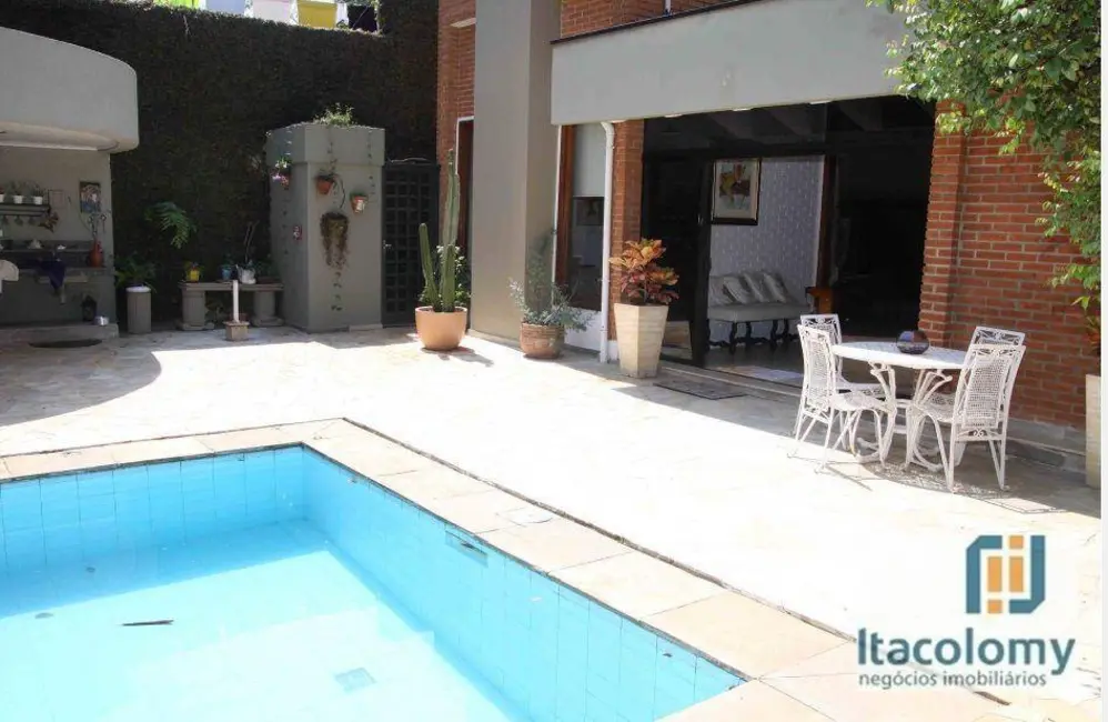 Casa de Condomínio com 4 quartos à venda, 720m2 em Santana De Parnaiba - SP - imagem 8 Foto 8 de Casa de Condomínio com 4 quartos à venda, 720m2 em Santana De Parnaiba - SP