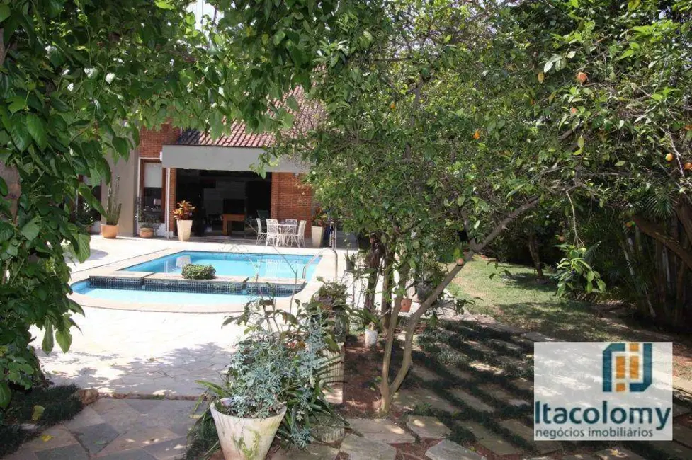 Foto 2 de Casa de Condomínio com 4 quartos à venda, 720m2 em Santana De Parnaiba - SP