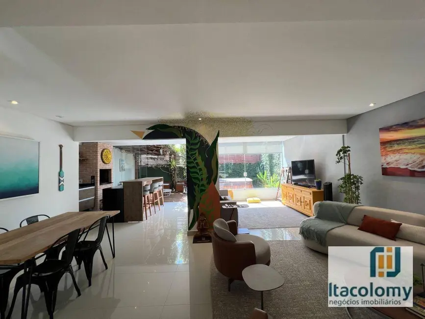 Casa de Condomínio com 3 quartos à venda, 180m2 em Tamboré, Santana De Parnaiba - SP - imagem 5 Foto 5 de Casa de Condomínio com 3 quartos à venda, 180m2 em Tamboré, Santana De Parnaiba - SP