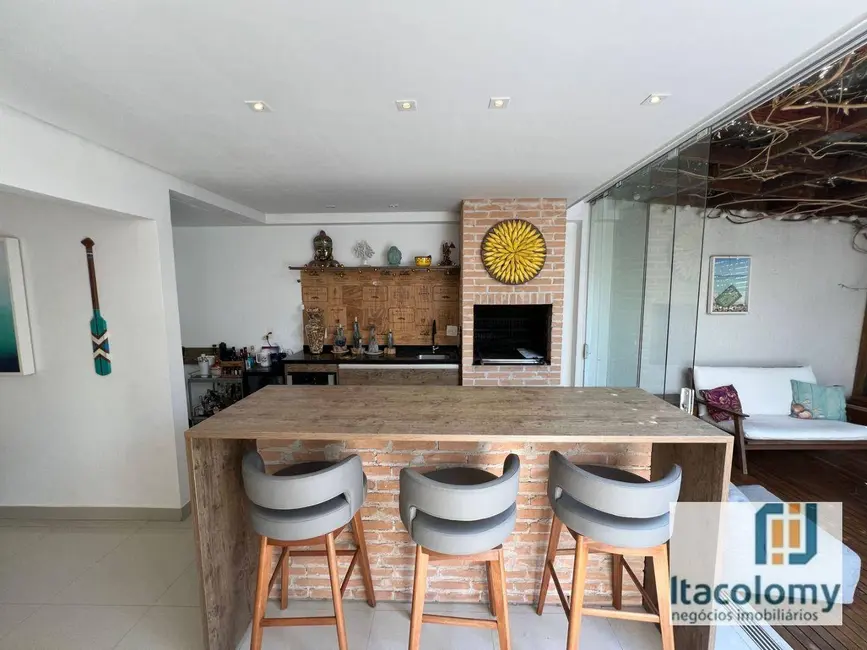 Casa de Condomínio com 3 quartos à venda, 180m2 em Tamboré, Santana De Parnaiba - SP - imagem 3 Foto 3 de Casa de Condomínio com 3 quartos à venda, 180m2 em Tamboré, Santana De Parnaiba - SP