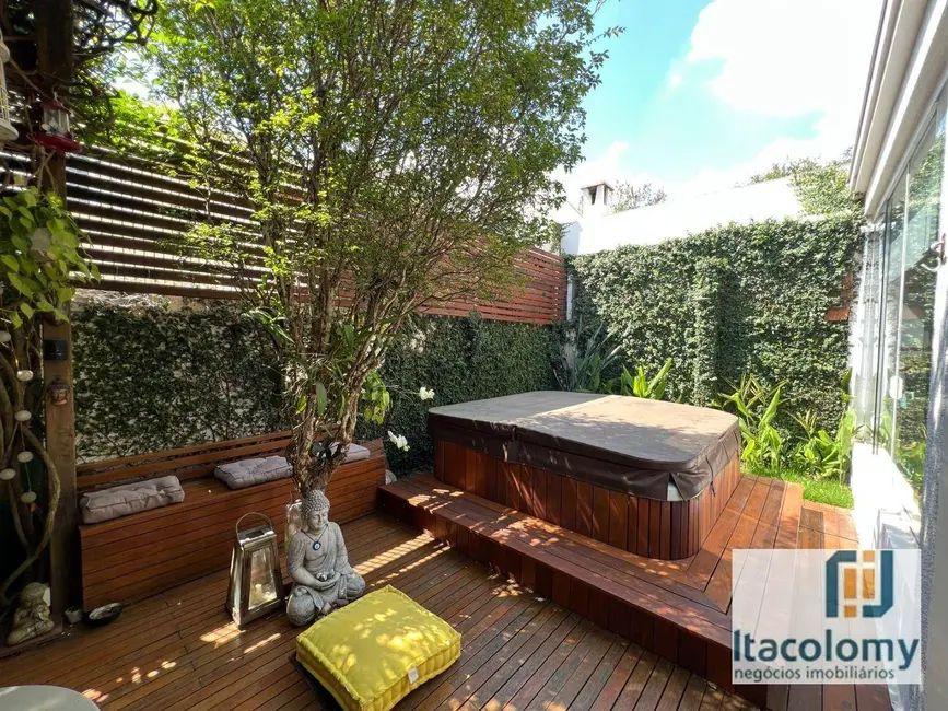 Casa de Condomínio com 3 quartos à venda, 180m2 em Tamboré, Santana De Parnaiba - SP - imagem 4 Foto 4 de Casa de Condomínio com 3 quartos à venda, 180m2 em Tamboré, Santana De Parnaiba - SP