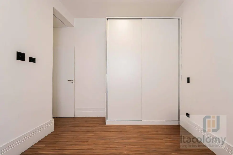 Foto 9 de Casa de Condomínio com 4 quartos à venda, 360m2 em Parque Sinai, Santana De Parnaiba - SP