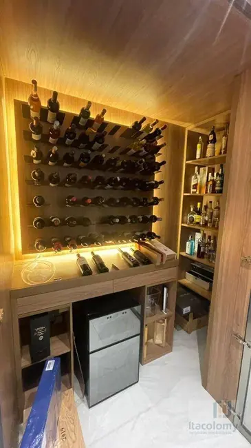 Foto 5 de Casa de Condomínio com 4 quartos à venda e para alugar, 300m2 em Santana De Parnaiba - SP