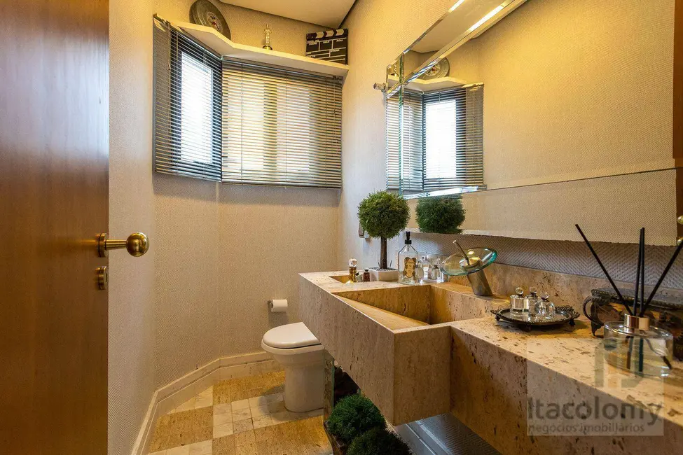 Foto 5 de Casa com 4 quartos à venda, 608m2 em Santana De Parnaiba - SP