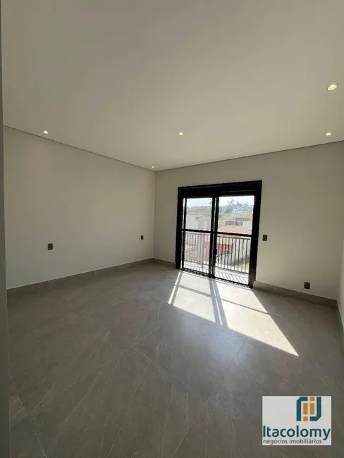 Foto 9 de Casa de Condomínio com 3 quartos à venda, 150m2 em Santana De Parnaiba - SP