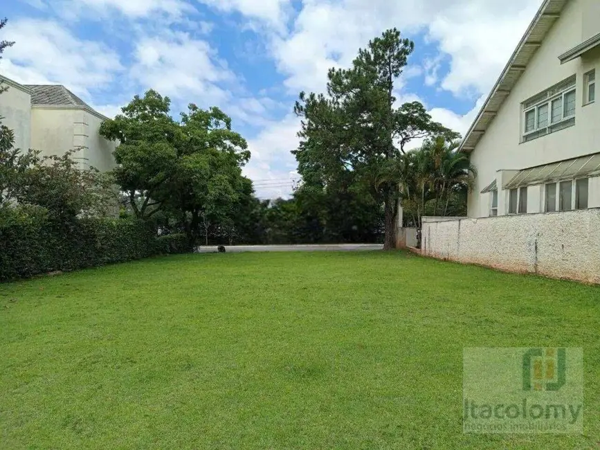 Foto 2 de Terreno / Lote à venda, 560m2 em Barueri - SP