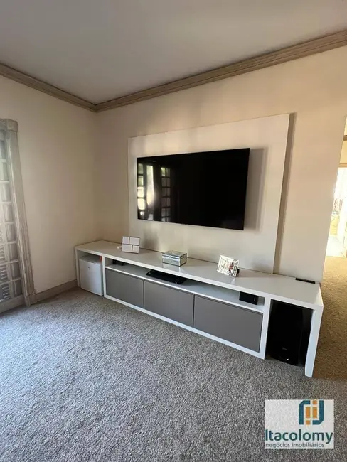 Casa de Condomínio com 5 quartos para alugar, 1300m2 em Alphaville Residencial Zero, Barueri - SP - imagem 4 Foto 4 de Casa de Condomínio com 5 quartos para alugar, 1300m2 em Alphaville Residencial Zero, Barueri - SP