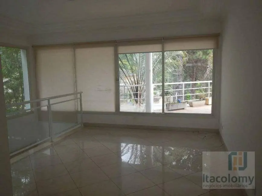 Foto 8 de Casa de Condomínio com 5 quartos à venda e para alugar, 600m2 em Santana De Parnaiba - SP