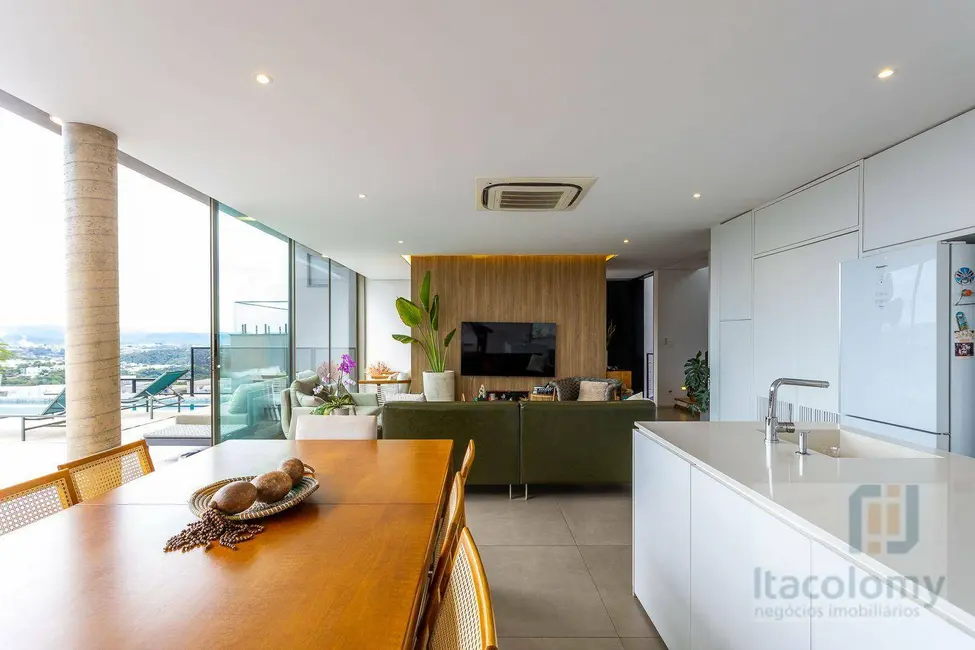 Foto 7 de Casa com 4 quartos à venda, 450m2 em Santana De Parnaiba - SP