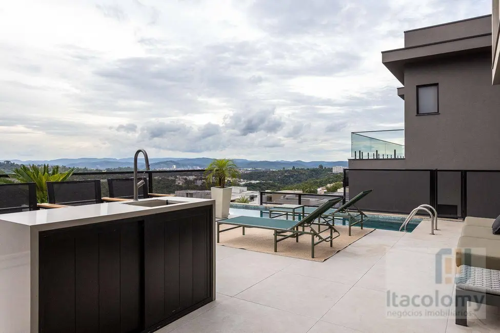 Foto 3 de Casa com 4 quartos à venda, 450m2 em Santana De Parnaiba - SP