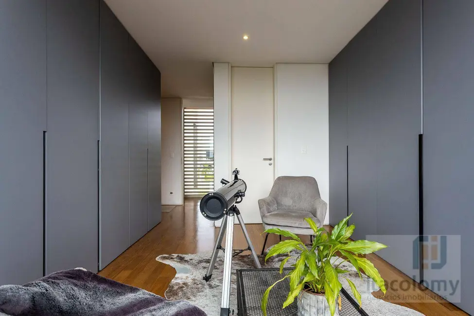 Foto 9 de Casa com 4 quartos à venda, 450m2 em Santana De Parnaiba - SP