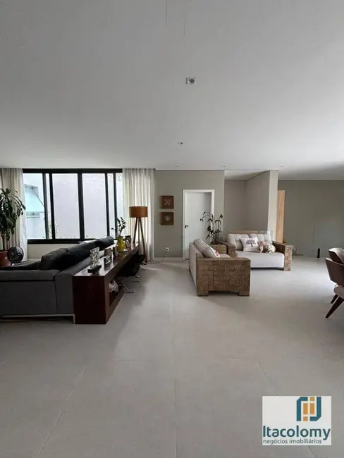 Foto 2 de Casa de Condomínio com 3 quartos à venda, 538m2 em Paiol Velho, Santana De Parnaiba - SP