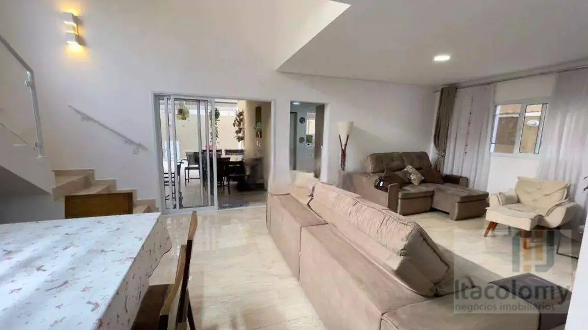 Foto 3 de Casa de Condomínio com 3 quartos à venda, 360m2 em Tanquinho, Santana De Parnaiba - SP