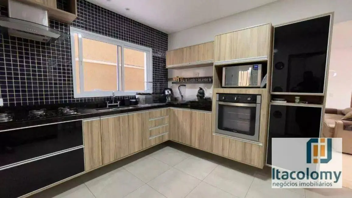 Foto 9 de Casa de Condomínio com 3 quartos à venda, 360m2 em Tanquinho, Santana De Parnaiba - SP