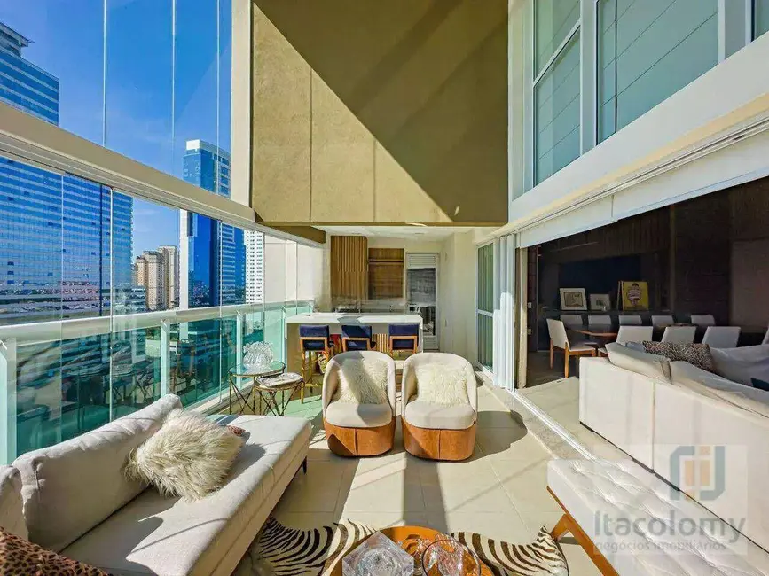 Foto 3 de Apartamento com 5 quartos à venda, 336m2 em Alphaville Empresarial, Barueri - SP