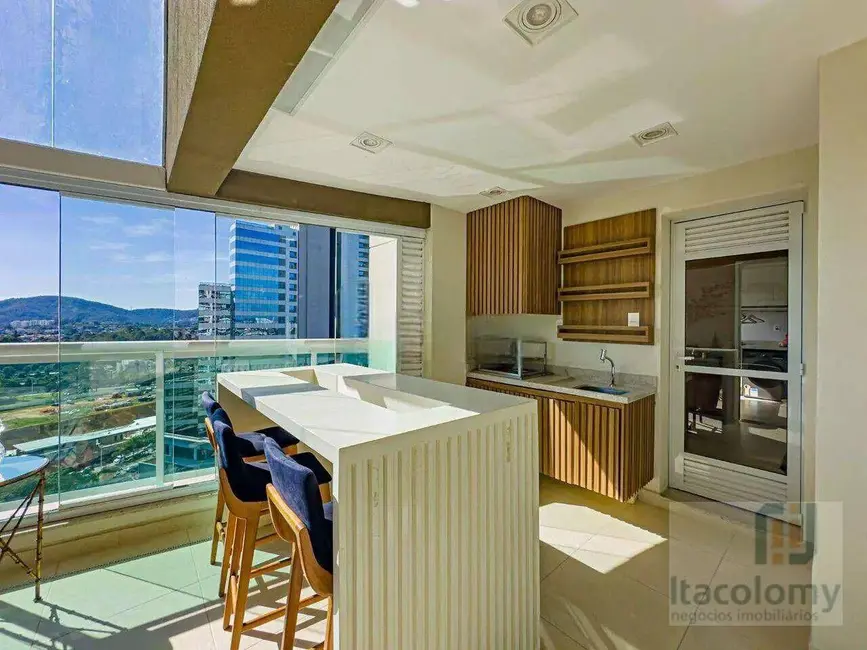 Foto 2 de Apartamento com 5 quartos à venda, 336m2 em Alphaville Empresarial, Barueri - SP