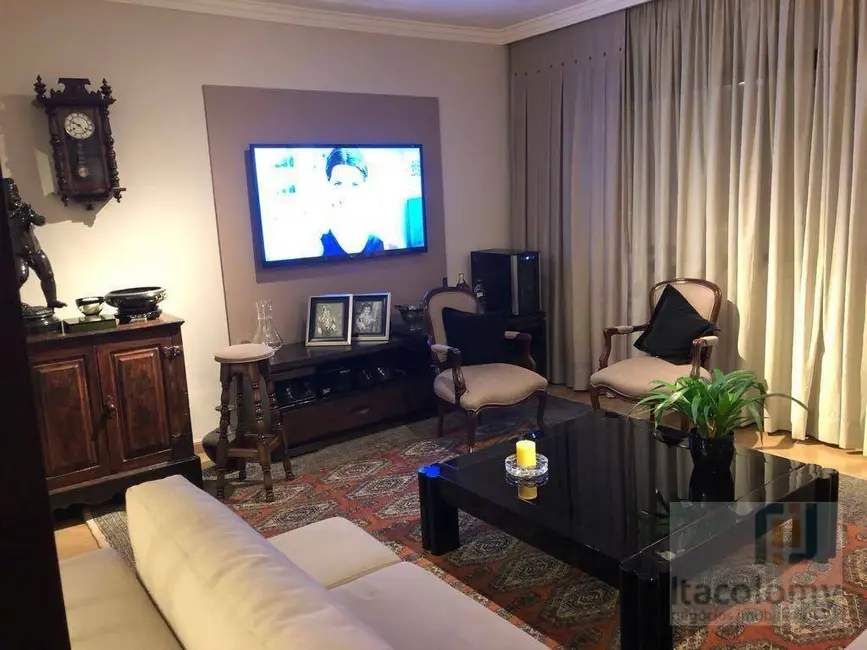 Apartamento com 3 quartos à venda, 154m2 em Alphaville Industrial, Barueri - SP - imagem 2 Foto 2 de Apartamento com 3 quartos à venda, 154m2 em Alphaville Industrial, Barueri - SP