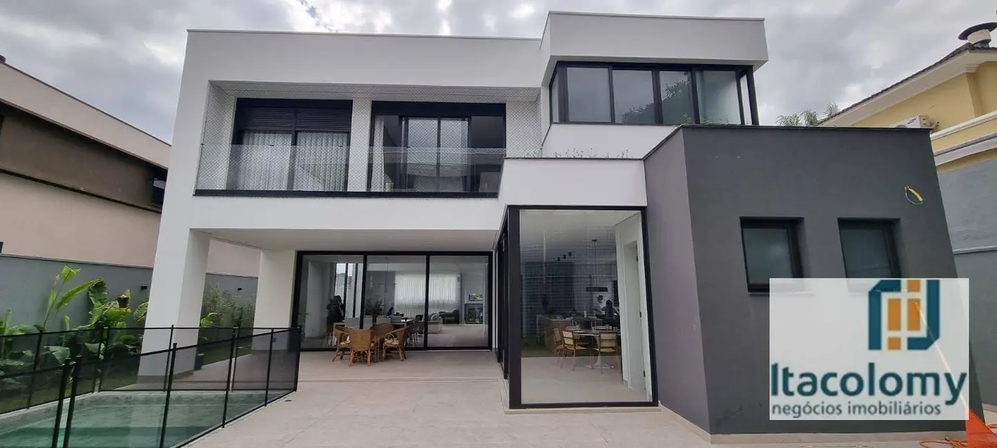 Foto 2 de Casa de Condomínio com 4 quartos à venda, 560m2 em Barueri - SP