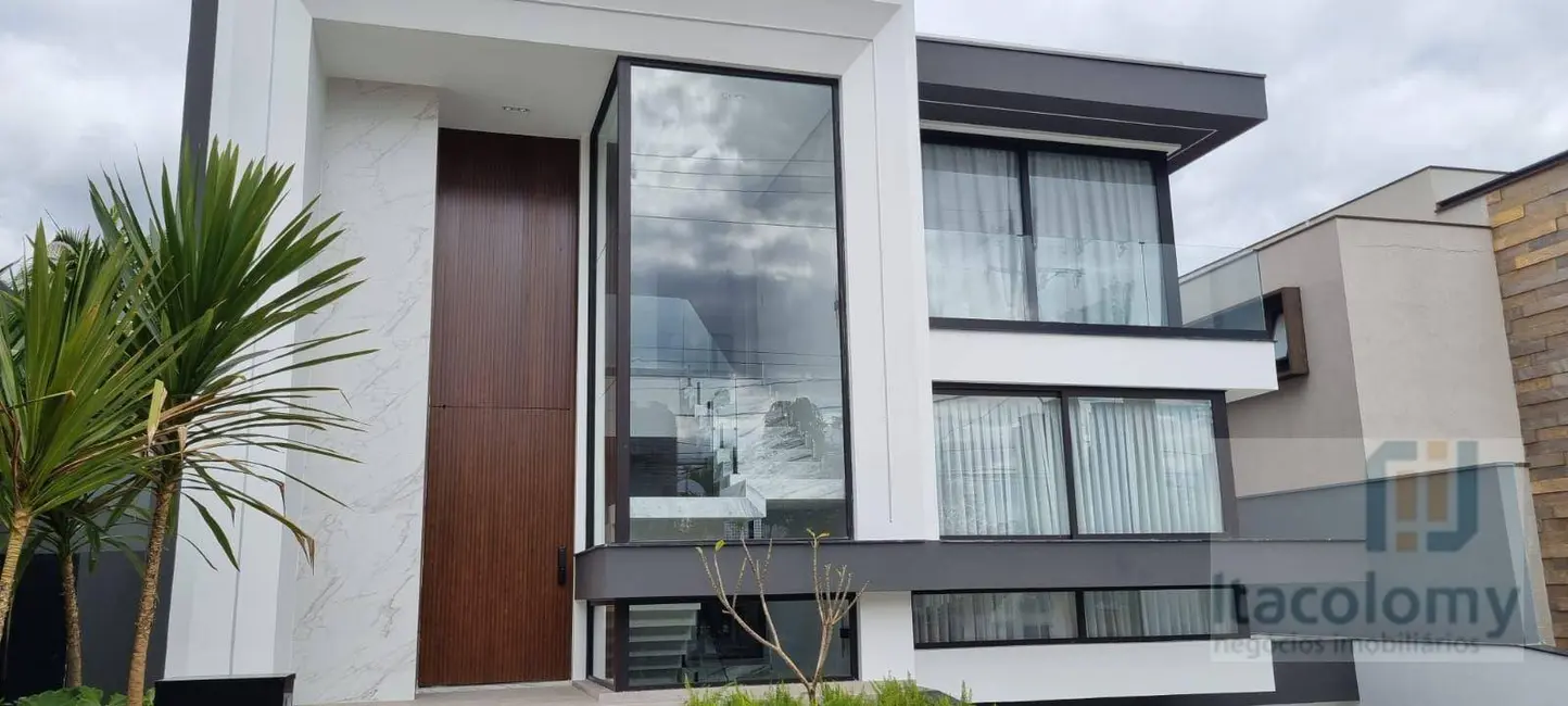 Casa de Condomínio com 4 quartos à venda, 560m2 em Barueri - SP - imagem 1 Foto 1 de Casa de Condomínio com 4 quartos à venda, 560m2 em Barueri - SP