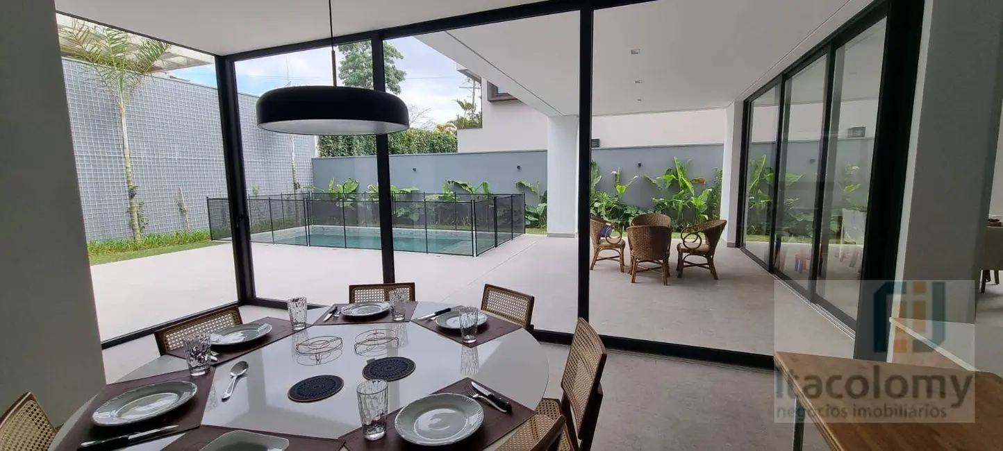 Casa de Condomínio com 4 quartos à venda, 560m2 em Barueri - SP - imagem 7 Foto 7 de Casa de Condomínio com 4 quartos à venda, 560m2 em Barueri - SP