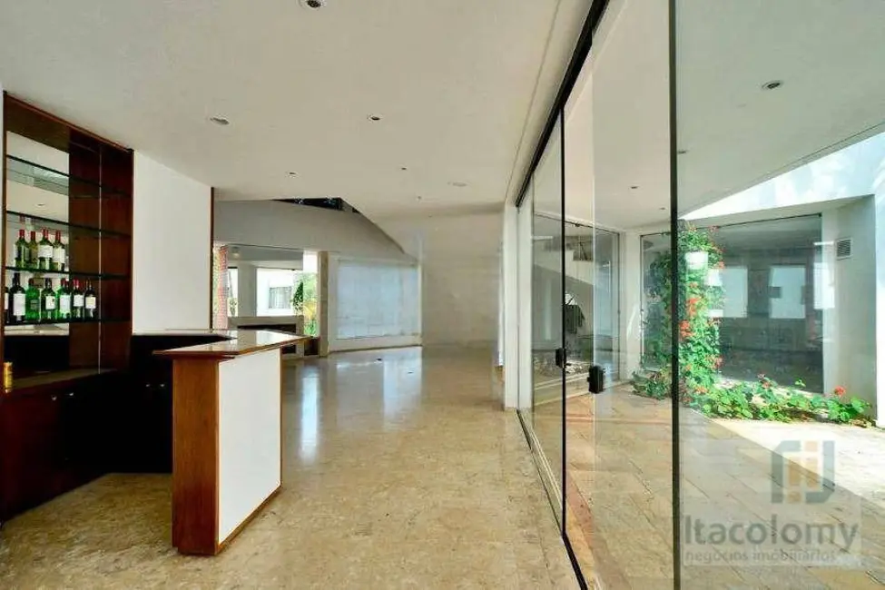 Casa de Condomínio com 4 quartos à venda, 880m2 em Barueri - SP - imagem 9 Foto 9 de Casa de Condomínio com 4 quartos à venda, 880m2 em Barueri - SP