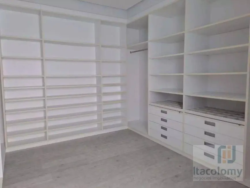 Foto 6 de Casa de Condomínio com 4 quartos para alugar, 4666m2 em Residencial Tamboré, Barueri - SP