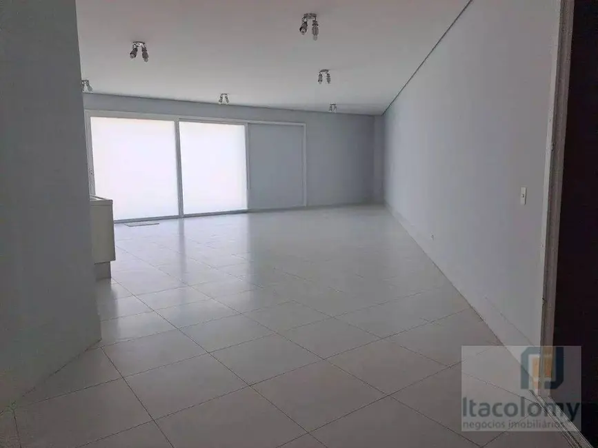 Foto 8 de Casa de Condomínio com 4 quartos para alugar, 4666m2 em Residencial Tamboré, Barueri - SP