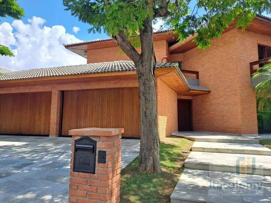 Foto 4 de Casa com 4 quartos para alugar, 1300m2 em Barueri - SP