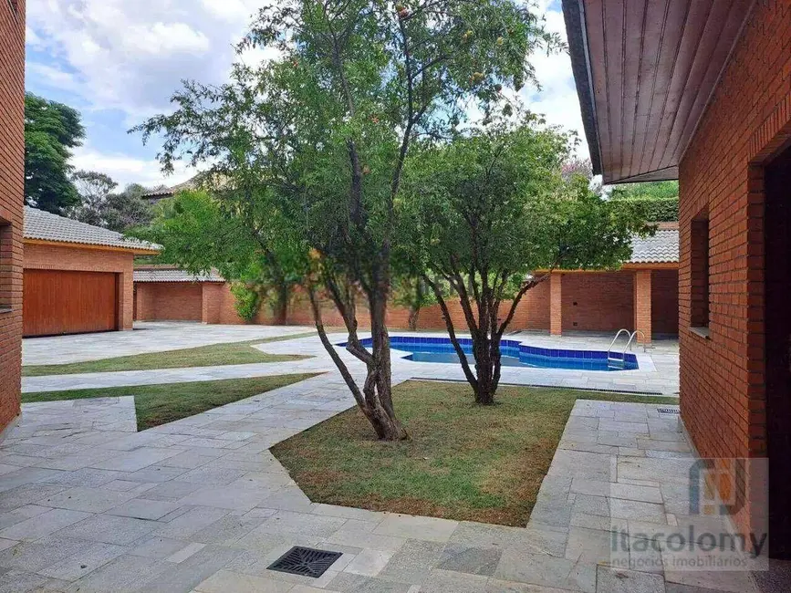 Foto 5 de Casa com 4 quartos para alugar, 1300m2 em Barueri - SP