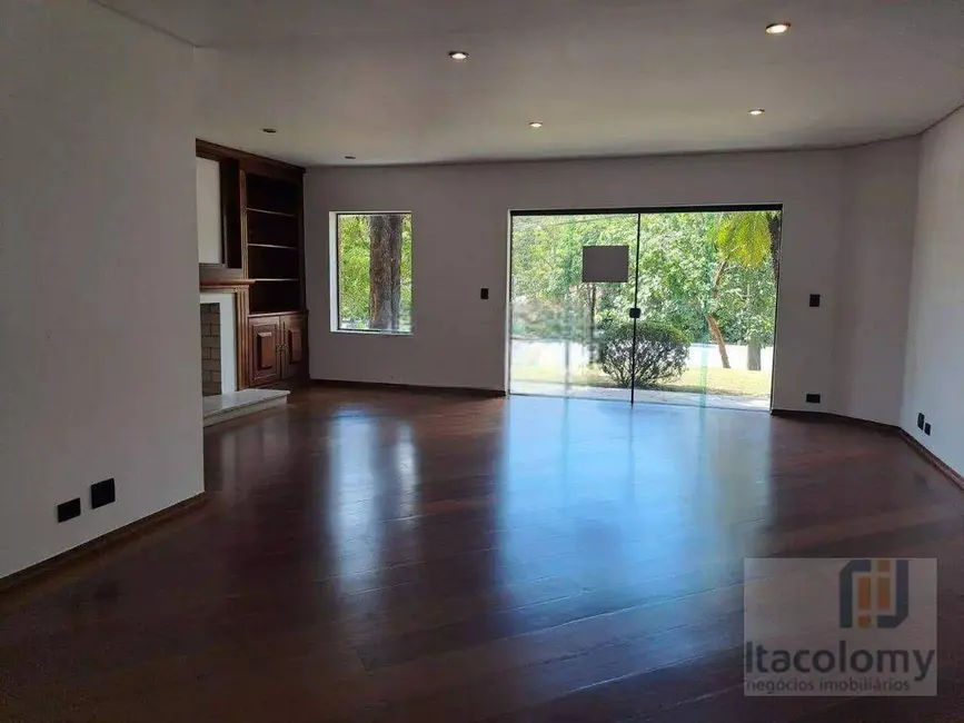 Foto 7 de Casa com 4 quartos para alugar, 1300m2 em Barueri - SP