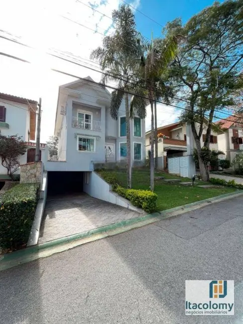 Casa de Condomínio com 4 quartos à venda, 350m2 em Santana De Parnaiba - SP - imagem 6 Foto 6 de Casa de Condomínio com 4 quartos à venda, 350m2 em Santana De Parnaiba - SP