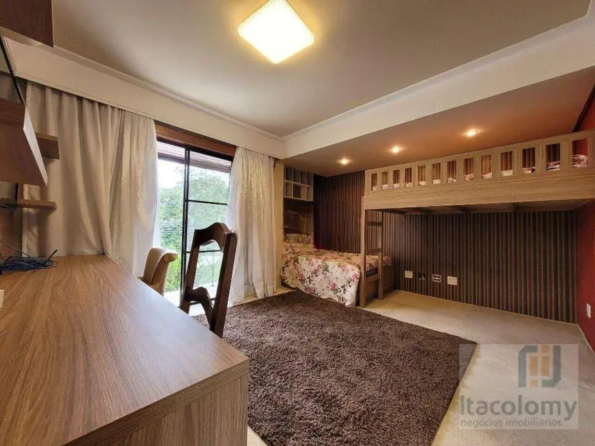 Foto 4 de Casa de Condomínio com 4 quartos à venda, 674m2 em Santana De Parnaiba - SP