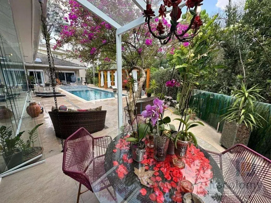 Foto 3 de Casa de Condomínio com 5 quartos à venda, 2000m2 em Residencial Tamboré, Barueri - SP