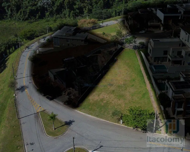 Foto 1 de Terreno / Lote à venda, 826m2 em Paiol Velho, Santana De Parnaiba - SP