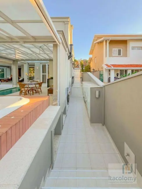 Foto 6 de Casa de Condomínio com 6 quartos à venda, 1000m2 em Barueri - SP