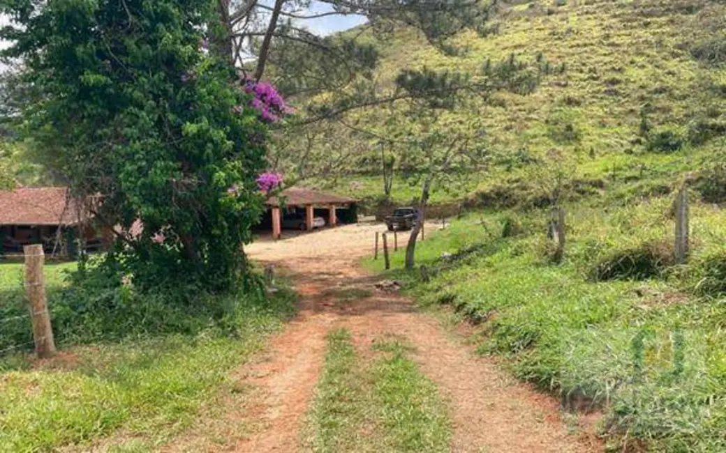 Foto 1 de Fazenda / Haras com 6 quartos à venda, 2187500m2 em Pedrinha, Guaratingueta - SP