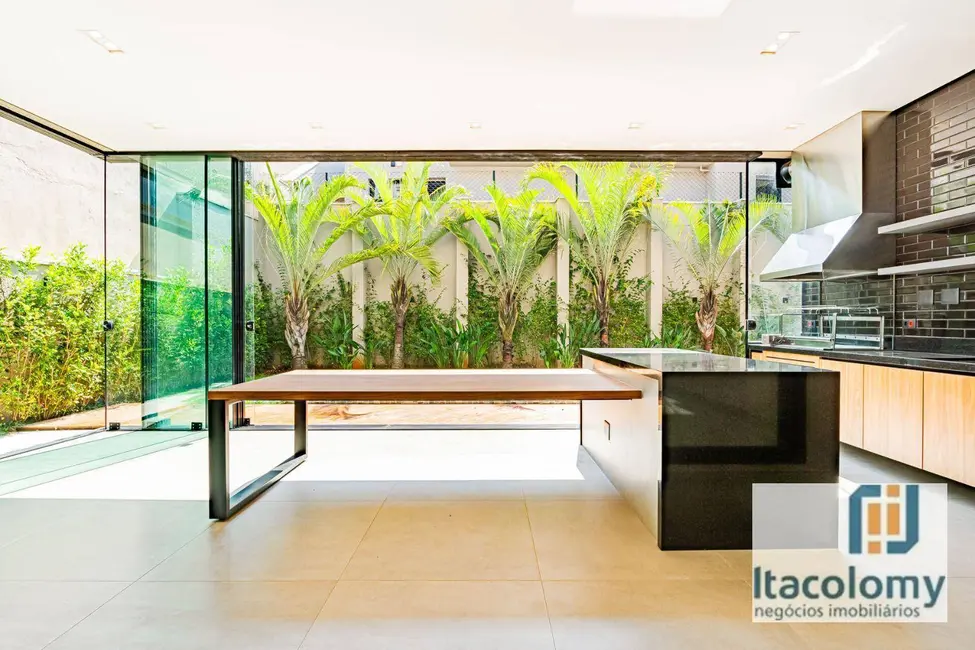 Casa de Condomínio com 4 quartos à venda, 556m2 em Tamboré, Santana De Parnaiba - SP - imagem 6 Foto 6 de Casa de Condomínio com 4 quartos à venda, 556m2 em Tamboré, Santana De Parnaiba - SP