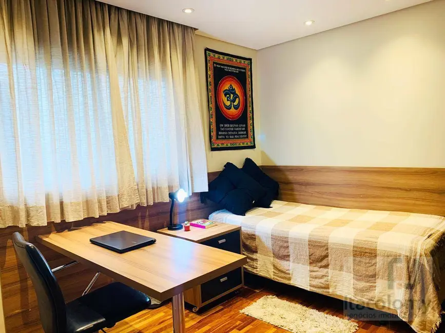 Apartamento com 3 quartos à venda, 202m2 em Alphaville Conde II, Barueri - SP - imagem 6 Foto 6 de Apartamento com 3 quartos à venda, 202m2 em Alphaville Conde II, Barueri - SP