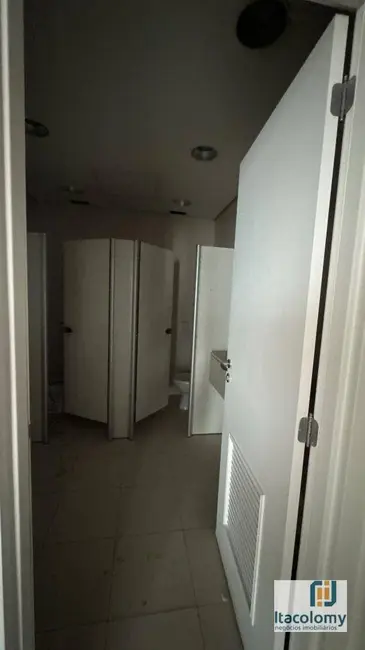 Sala Comercial para alugar, 379m2 em Alphaville Industrial, Barueri - SP - imagem 9 Foto 9 de Sala Comercial para alugar, 379m2 em Alphaville Industrial, Barueri - SP