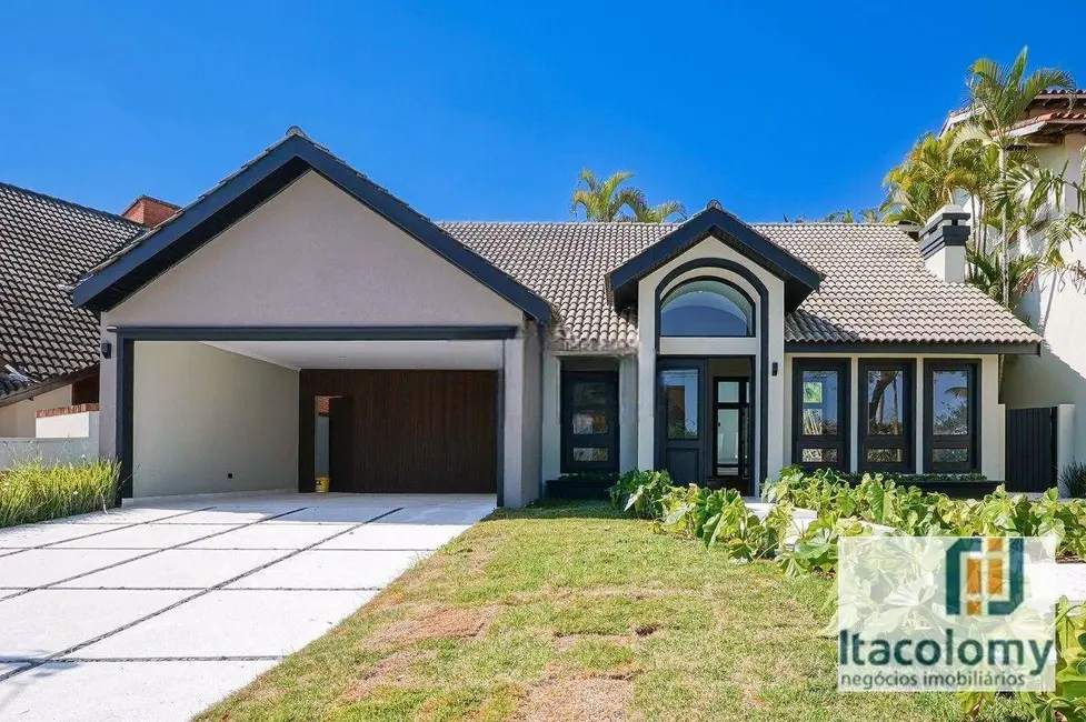 Foto 3 de Casa de Condomínio com 5 quartos à venda, 600m2 em Santana De Parnaiba - SP