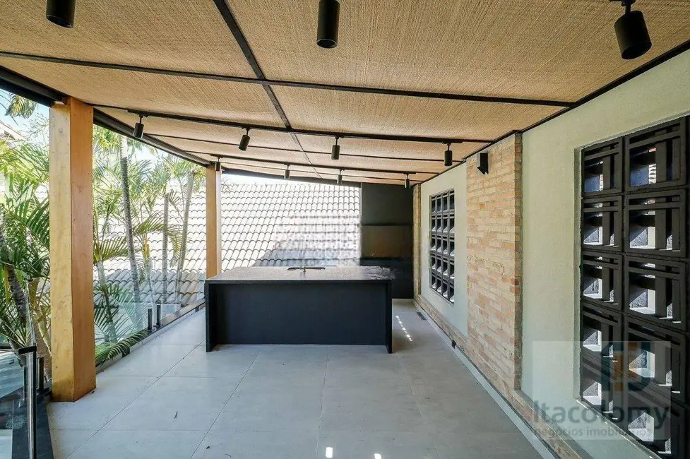 Casa de Condomínio com 5 quartos à venda, 600m2 em Santana De Parnaiba - SP - imagem 4 Foto 4 de Casa de Condomínio com 5 quartos à venda, 600m2 em Santana De Parnaiba - SP