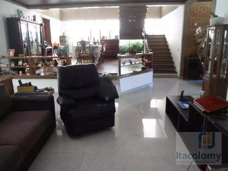 Casa de Condomínio com 4 quartos à venda, 810m2 em Santana De Parnaiba - SP - imagem 9 Foto 9 de Casa de Condomínio com 4 quartos à venda, 810m2 em Santana De Parnaiba - SP