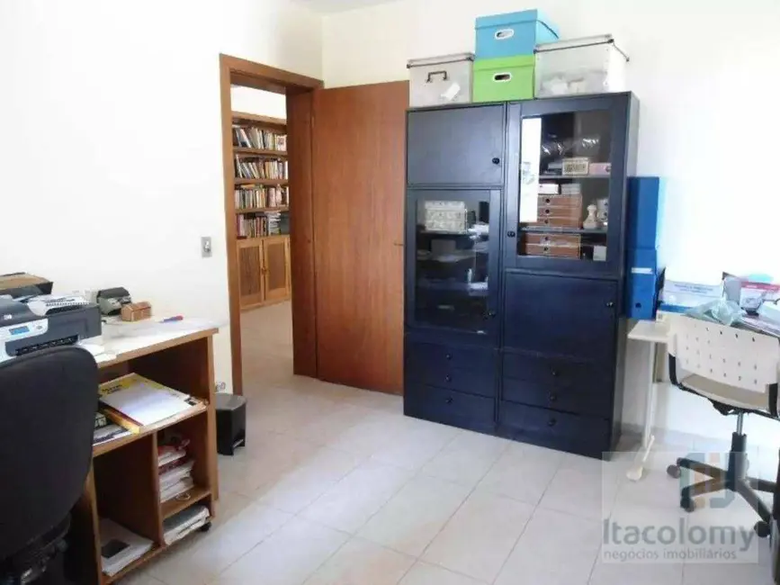 Casa de Condomínio com 4 quartos à venda, 810m2 em Santana De Parnaiba - SP - imagem 6 Foto 6 de Casa de Condomínio com 4 quartos à venda, 810m2 em Santana De Parnaiba - SP