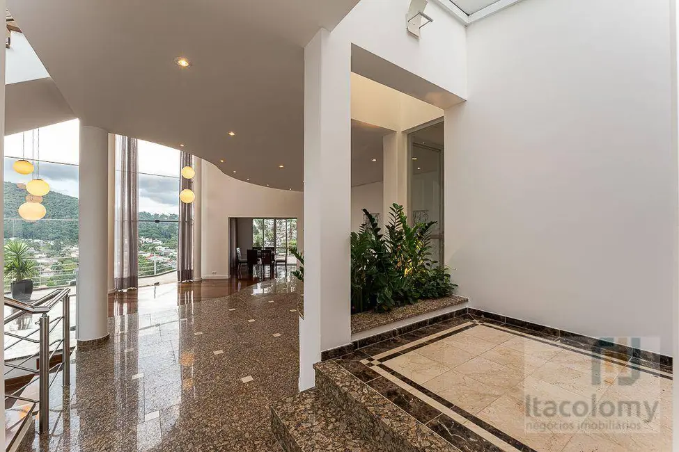 Foto 3 de Casa de Condomínio com 5 quartos à venda e para alugar, 1200m2 em Santana De Parnaiba - SP