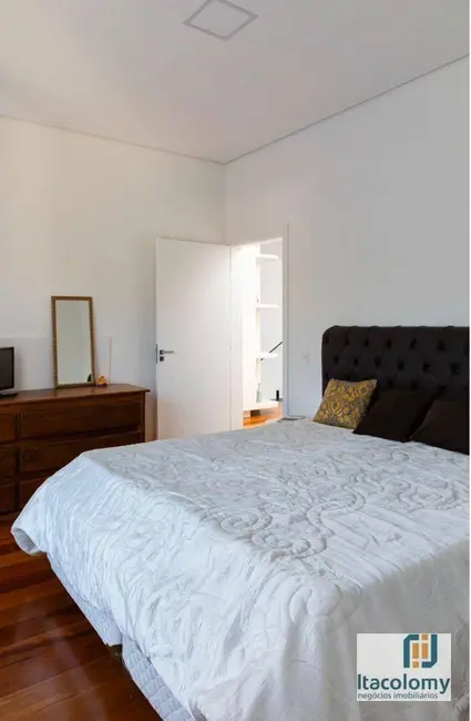 Foto 6 de Casa de Condomínio com 4 quartos à venda, 450m2 em Santana De Parnaiba - SP