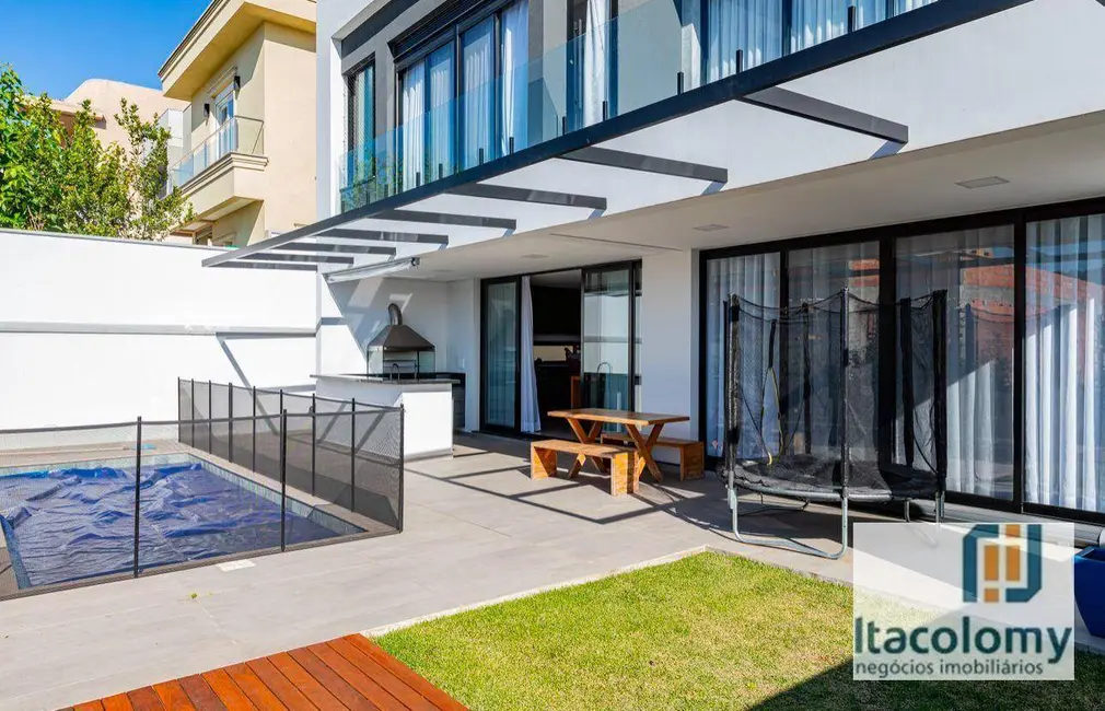 Foto 1 de Casa de Condomínio com 4 quartos à venda, 450m2 em Santana De Parnaiba - SP