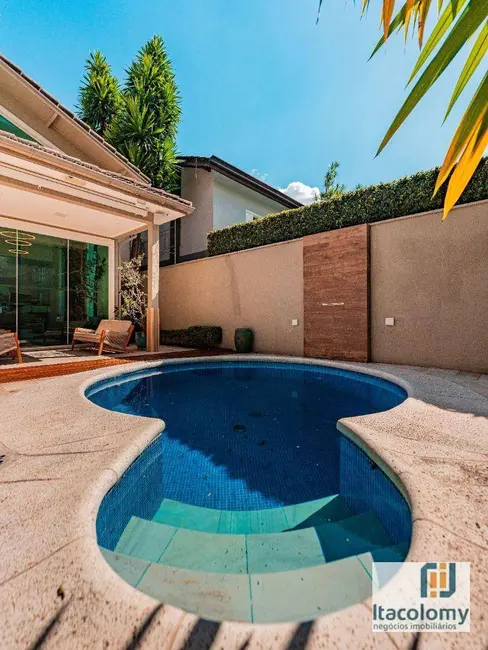 Foto 4 de Casa de Condomínio com 3 quartos à venda, 307m2 em Santana De Parnaiba - SP