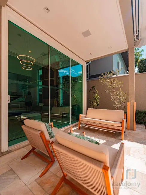 Foto 5 de Casa de Condomínio com 3 quartos à venda, 307m2 em Santana De Parnaiba - SP